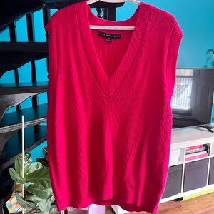 HYFVE V-Neck Sweater Vest in Vibrant Pink